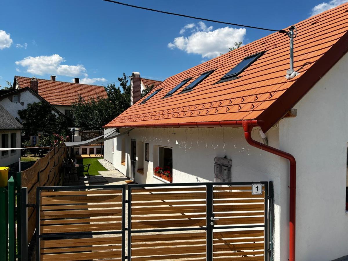 Loft Piheno Es Wellness Haz Βίλα Balatonfüred Εξωτερικό φωτογραφία