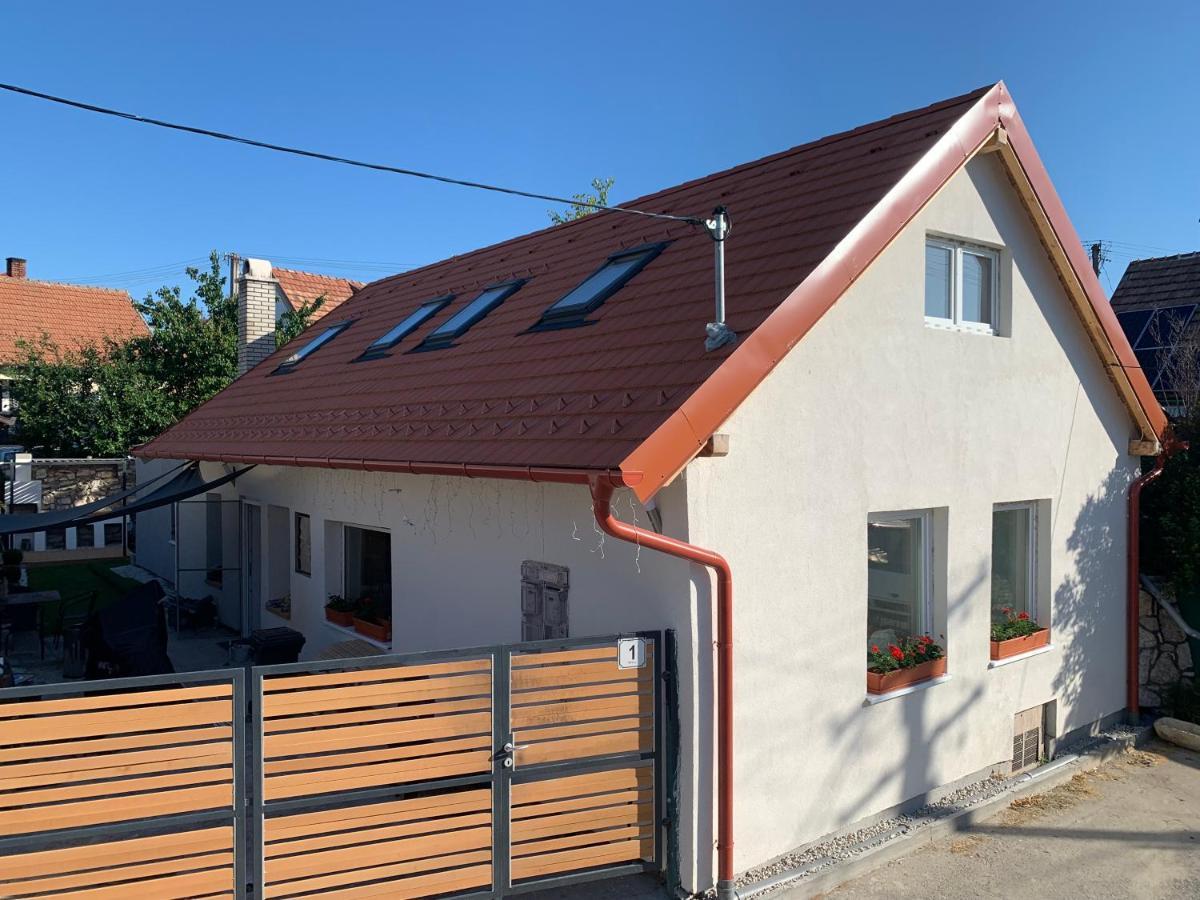 Loft Piheno Es Wellness Haz Βίλα Balatonfüred Εξωτερικό φωτογραφία