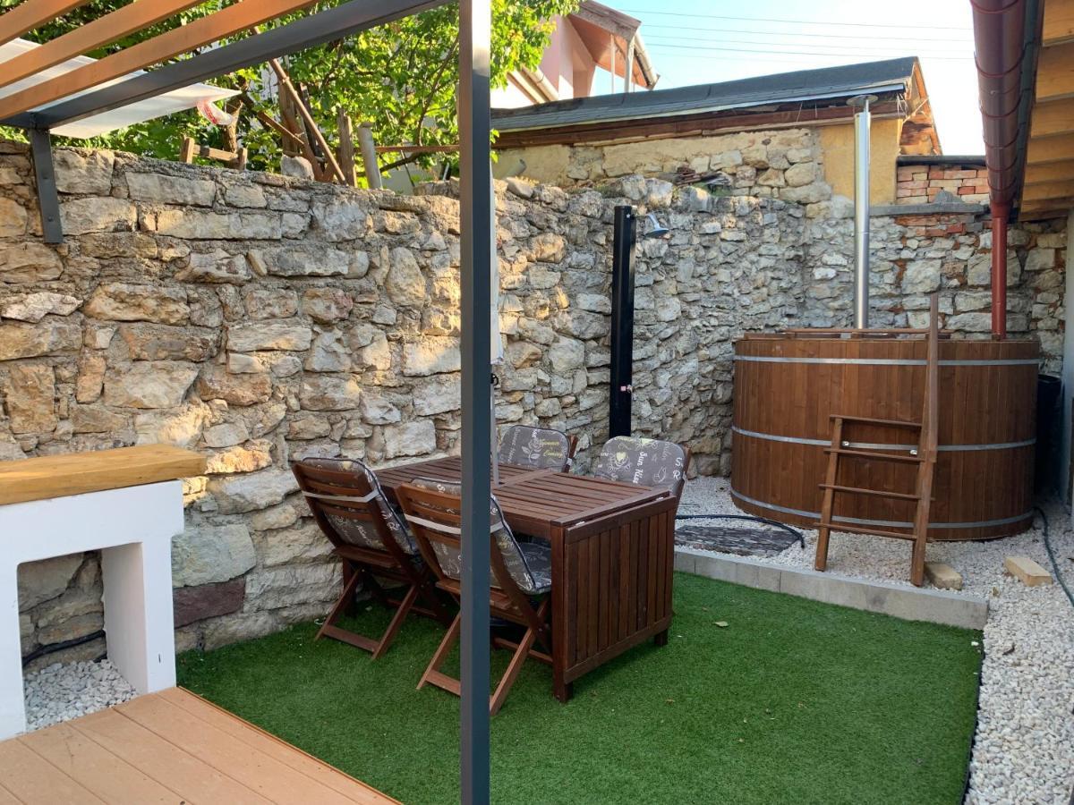 Loft Piheno Es Wellness Haz Βίλα Balatonfüred Εξωτερικό φωτογραφία